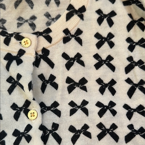 Black and White Bow Patterned Cardigan and Shell Set - Picture 5 of 7